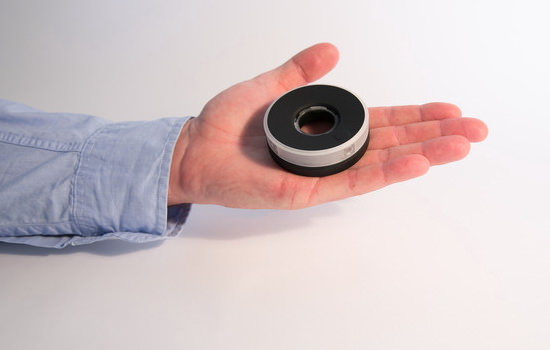 Die CENTR-Kamera mit zentrierter Kamera zeichnet 360-Grad-Panorama-4K-Videos auf