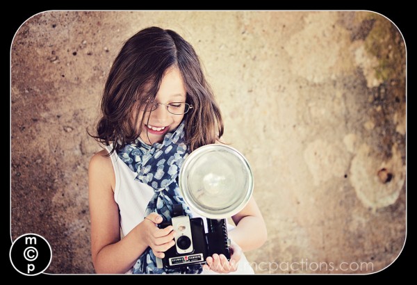 ellie-photo-shoot-27-600x410 10+ Consellos para fotografar a xente con lentes e evitar consellos de fotografía con reflexos Consellos para Photoshop