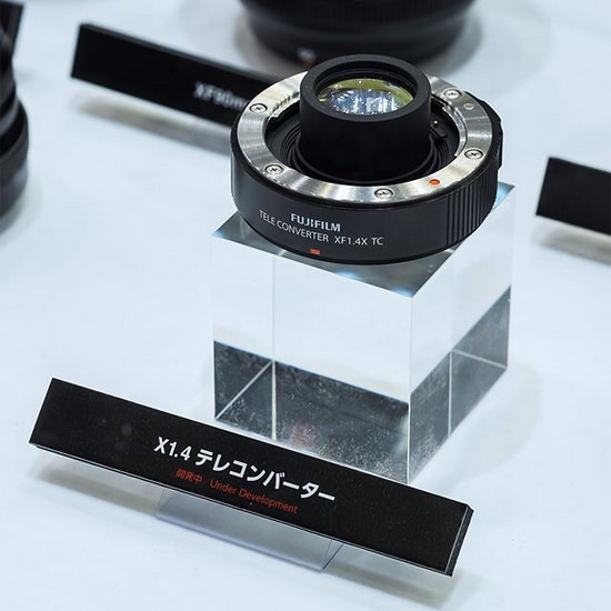 fujifilm-1.4x-teleconverter-CP-2015 Fujifilm XF 35mm f / 2 R WR lentearen argazkiak zuzenean CP + 2015 albisteak eta berrikuspenak