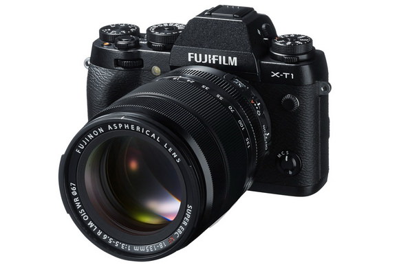 Fujifilm 18-135mm f / 3.5-5.6 objektīvu baumas