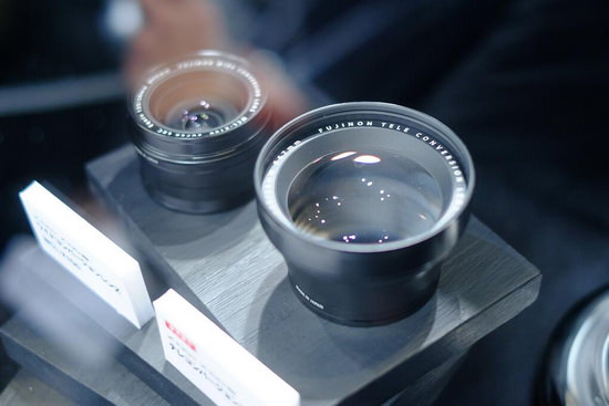 fujifilm-tcl-x100 Fujifilm TCL-X100 tele conversion lens unveiled at CP+ 2014 News and Reviews  