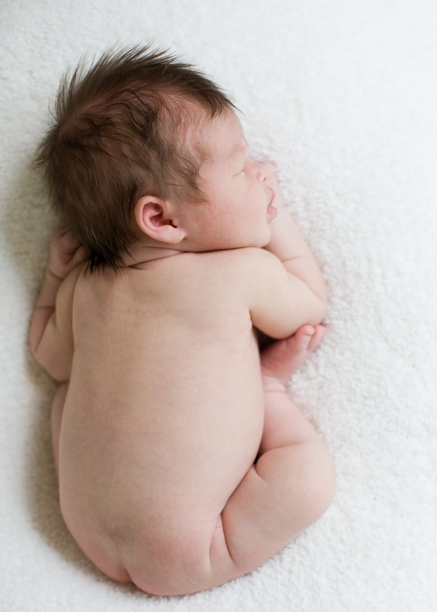 kennady005-900x1260 Poses para fotografía de recién nacidos ~ Estilos de recién nacidos Bloggers invitados Consejos de fotografía