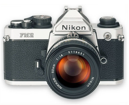 nikon-fm2 Nový hybridní fotoaparát DSLR s plným rámem již brzy Pověsti