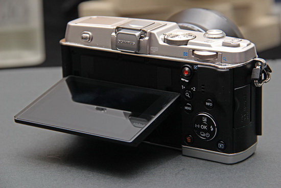 olympus-e-p5-micro-four-thirds-leak Full Olympus E-PL6 specs and photos leaked on the web Rumors  