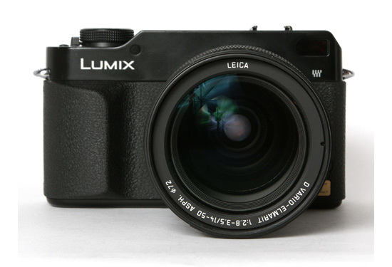 panasonic-l1-ûntwerp Panasonic GX2 Micro Four Thirds kamera begjint foarm te krijen Geroften