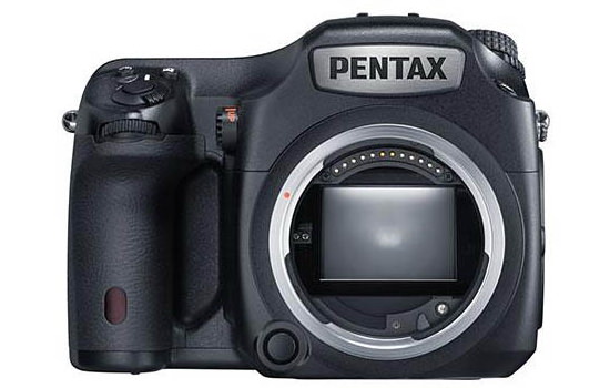 pentax-645z-front-photo-gelekt Pentax 645z prijs, specificaties en foto's gelekt voorafgaand aan lanceringsgebeurtenis Geruchten