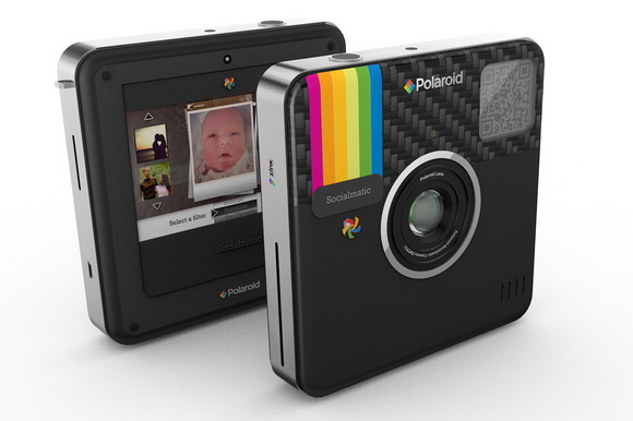 Polaroid Socialmatic camera
