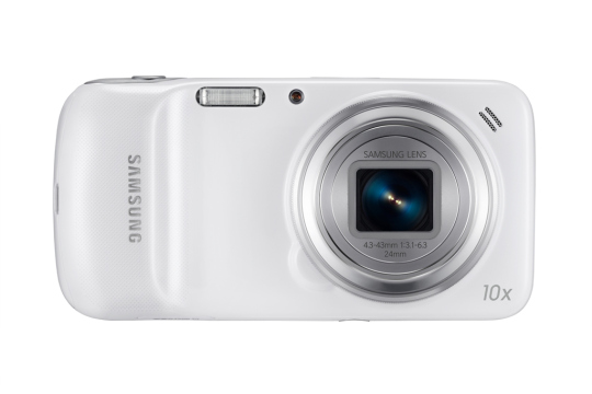 Samsung-Galaxie-s4-Zoom-Objektiv Samsung Galaxy S4 Zoom mat 10x opteschen Zoomlens annoncéiert News a Bewäertungen