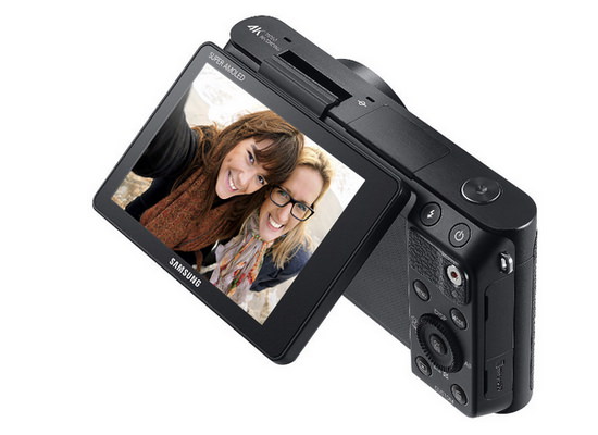 samsung-nx-mini-2-экраннан шыққан Samsung NX Mini 2 сипаттамалары, фотосуреттері және бағасы онлайн режимінде ақталды