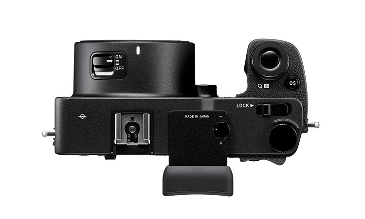 Sigma-sd-quattro-top Adattatore Sigma MC-11, flash EF-630 e due fotocamere annunciate Notizie e recensioni