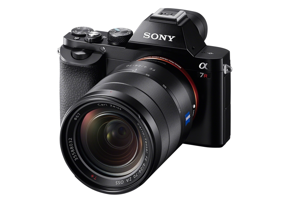 I-sony-a7r Sony 54-megapixel camera ingase yethulwe ekuqaleni konyaka olandelayo Amahemuhemu