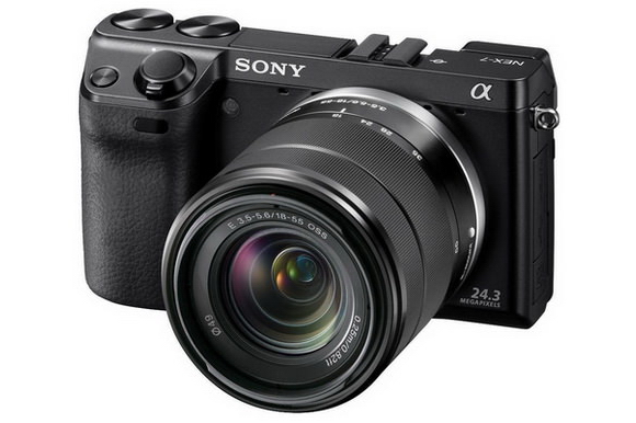 Sony NEX-7 peeglita kaamera