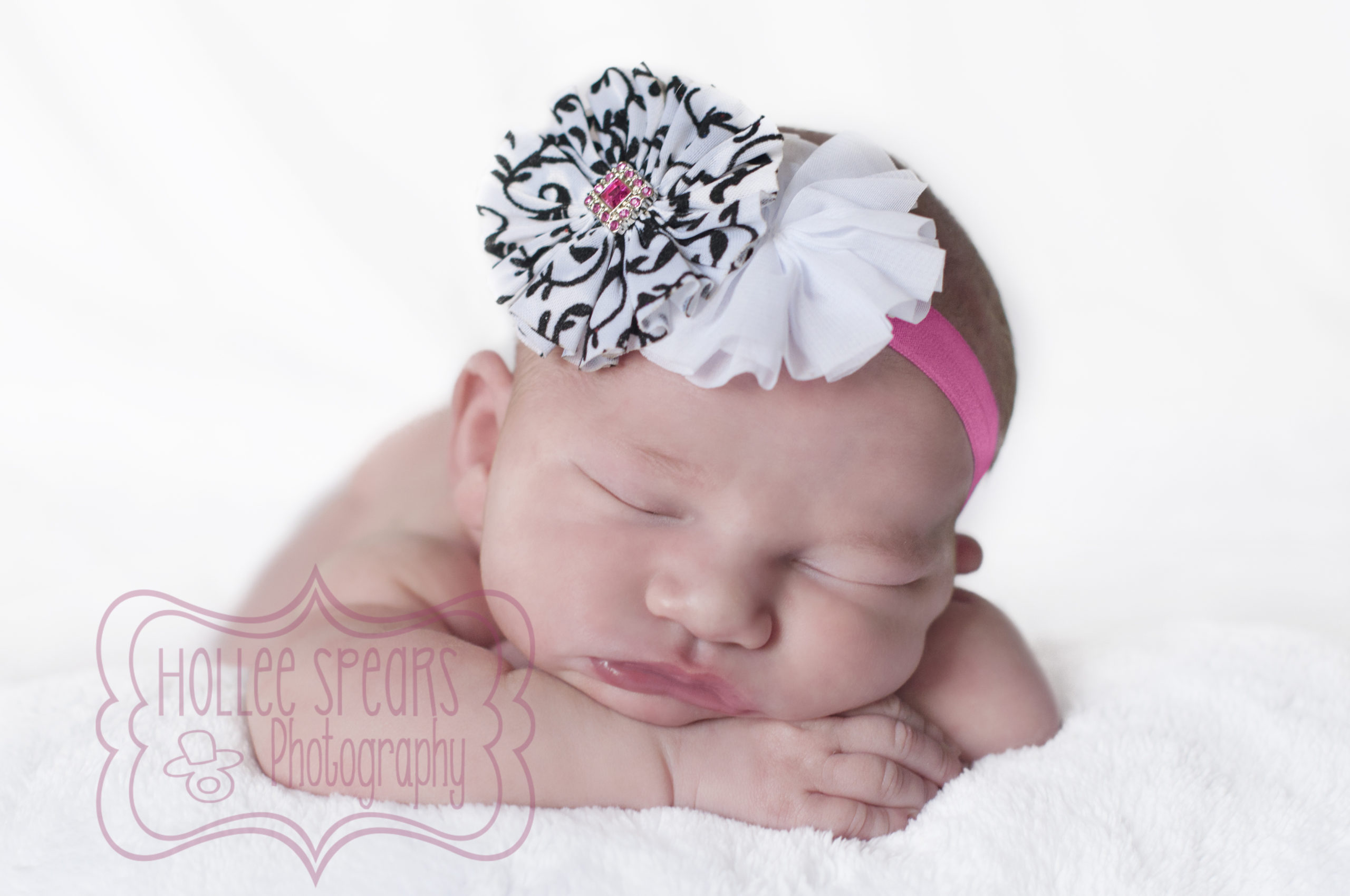 6logo-scaled Pretty in Pink With Newborn Necessities  