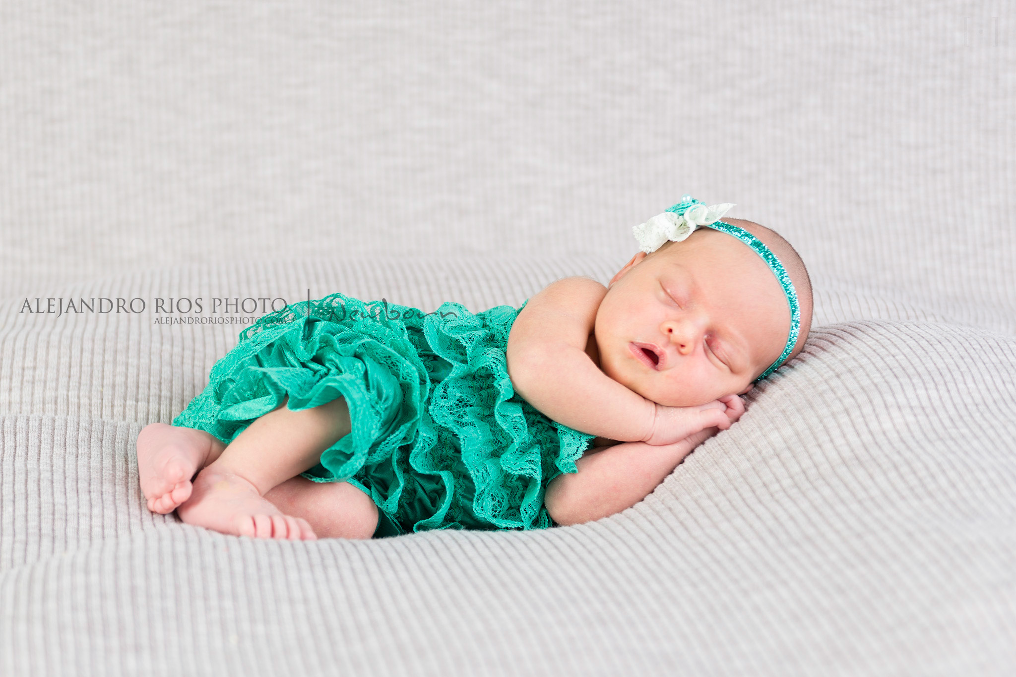 DSC0525_SOOC1 Baby Love with MCP Newborn Necessities Photoshop Actions